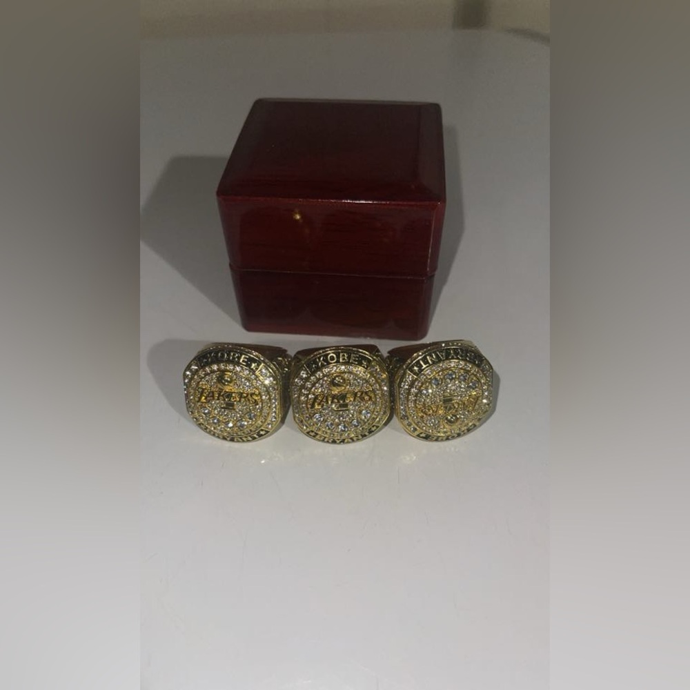 Kobe Black Mamba Ring